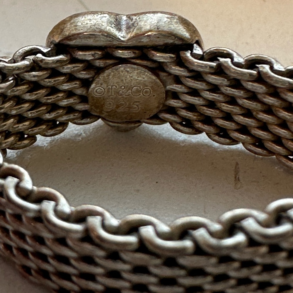 Tiffany & Co. Mesh Heart Ring - Picture 3 of 4